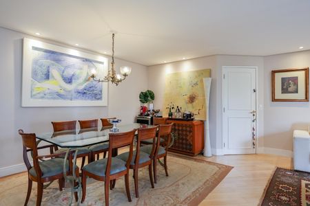 Apartamento à venda com 143m², 3 quartos e 2 vagasSala