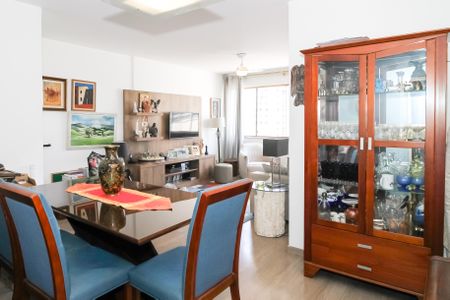 Apartamento à venda com 110m², 3 quartos e 1 vagaSala