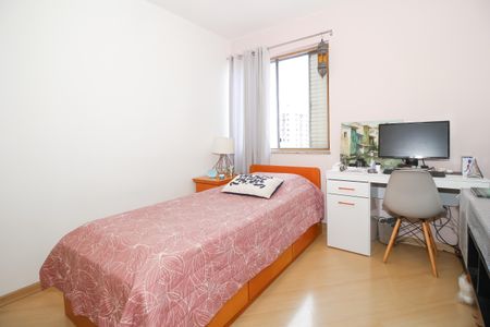 Apartamento à venda com 110m², 3 quartos e 1 vagaQuarto 2