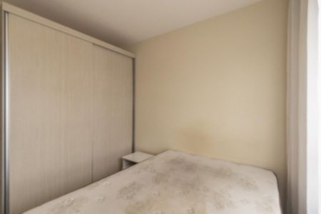 Quarto Suíte de apartamento para alugar com 1 quarto, 33m² em Novo Mundo, Curitiba