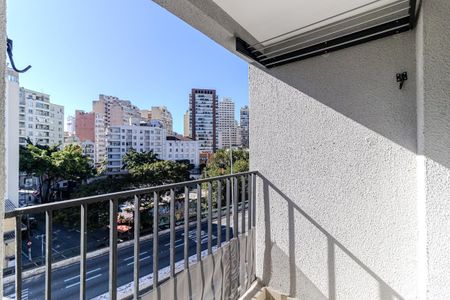Studio para alugar com 24m², 1 quarto e sem vaga Studio para alugar com 24m², 1 quarto e sem vagaVaranda