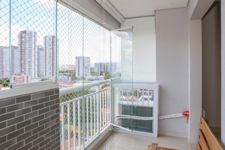 Apartamento para alugar com 62m², 2 quartos e 1 vagaSacada