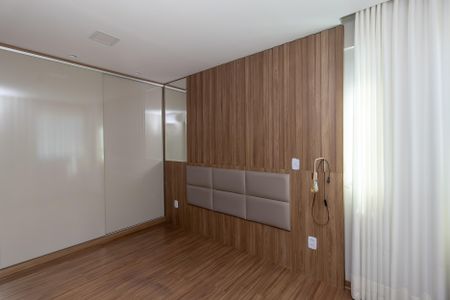 Apartamento à venda com 88m², 3 quartos e 4 vagas Apartamento à venda com 88m², 3 quartos e 4 vagasSuíte