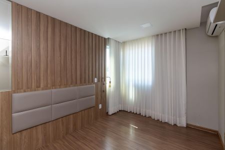 Apartamento à venda com 88m², 3 quartos e 4 vagas Apartamento à venda com 88m², 3 quartos e 4 vagasSuíte