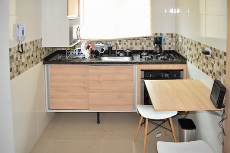 Apartamento à venda com 40m², 2 quartos e 1 vagaSala/Cozinha