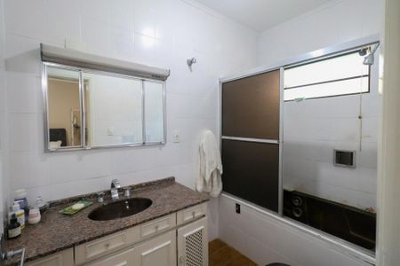 Casa à venda com 461m², 4 quartos e 4 vagasSuíte