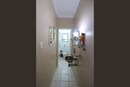 Casa à venda com 461m², 4 quartos e 4 vagasLavabo