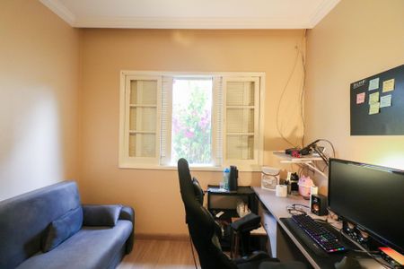 Casa à venda com 461m², 4 quartos e 4 vagasQuarto 2