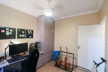 Casa à venda com 461m², 4 quartos e 4 vagasQuarto 2