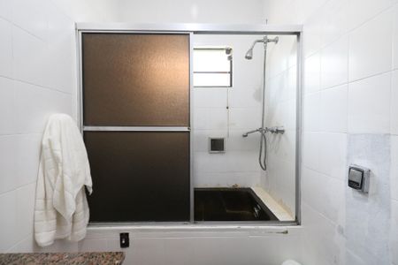 Casa à venda com 461m², 4 quartos e 4 vagasBanheiro da Suíte