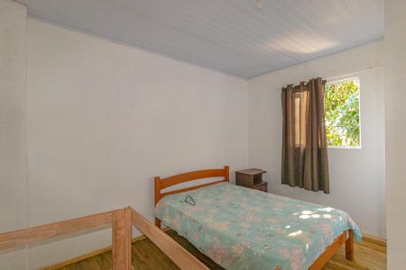 Quarto de casa para alugar com 1 quarto, 40m² em Guajuviras, Canoas