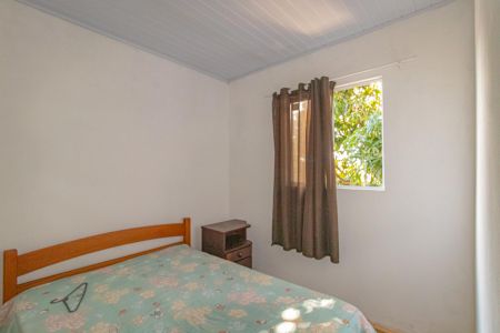 Quarto de casa para alugar com 1 quarto, 40m² em Guajuviras, Canoas