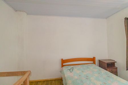 Quarto de casa para alugar com 1 quarto, 40m² em Guajuviras, Canoas