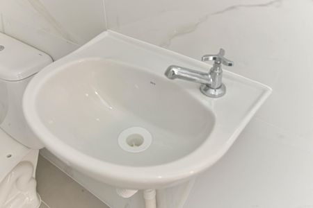 Apartamento para alugar com 36m², 2 quartos e sem vagaBanheiro