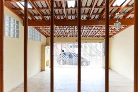 Casa à venda com 120m², 2 quartos e 2 vagasVista da sala