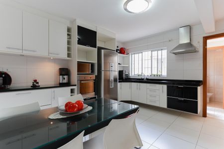 Casa à venda com 120m², 2 quartos e 2 vagasCozinha