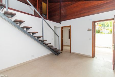 Sala de casa para alugar com 4 quartos, 120m² em Teresópolis, Porto Alegre