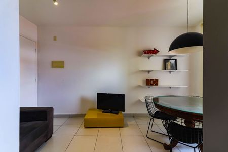 Sala de apartamento para alugar com 2 quartos, 49m² em Jardim Esmeralda, São Paulo