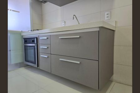 Apartamento para alugar com 55m², 2 quartos e 1 vagaCozinha 