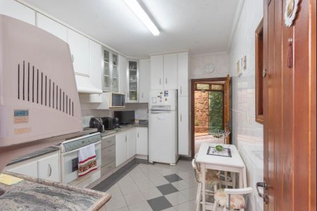 Casa à venda com 214m², 3 quartos e 5 vagasCozinha