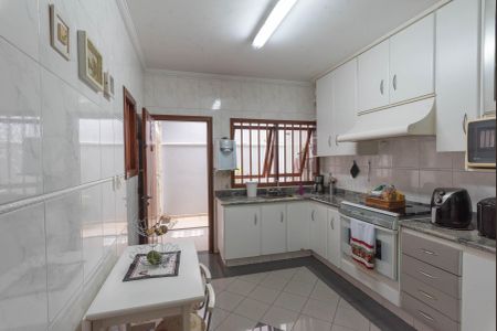 Casa à venda com 214m², 3 quartos e 5 vagasCozinha
