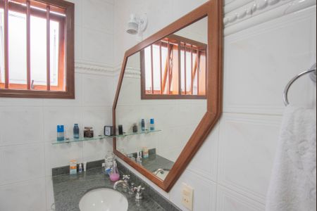 Casa à venda com 214m², 3 quartos e 5 vagasBanheiro da Suíte