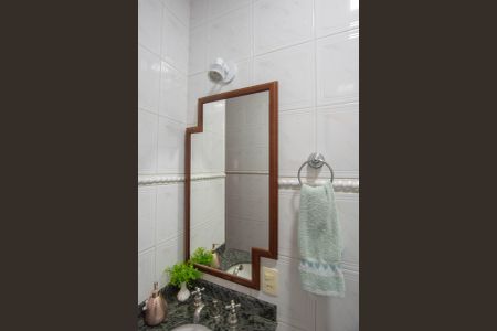 Casa à venda com 214m², 3 quartos e 5 vagasBanheiro Social