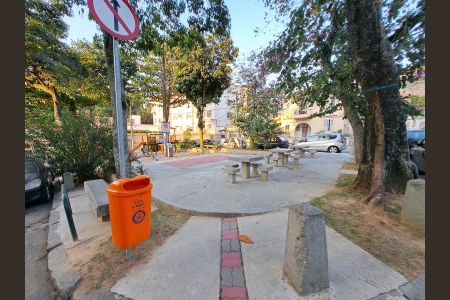 Apartamento à venda com 115m², 3 quartos e 1 vaga Apartamento à venda com 115m², 3 quartos e 1 vagaÁrea externa