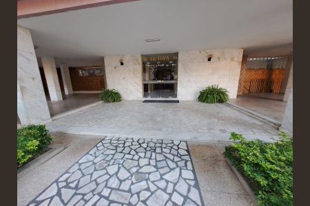 Apartamento à venda com 115m², 3 quartos e 1 vaga Apartamento à venda com 115m², 3 quartos e 1 vagaÁrea externa