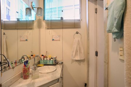 Apartamento para alugar com 110m², 3 quartos e 1 vagaBanheiro da Suíte