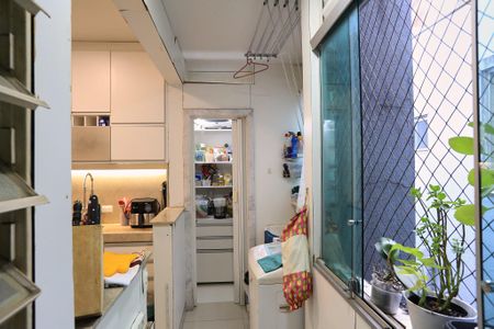 Apartamento para alugar com 110m², 3 quartos e 1 vagaÁrea de Serviço