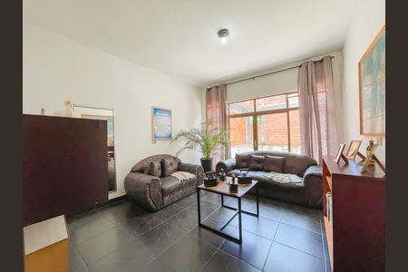 Sala de casa à venda com 4 quartos, 245m² em Veloso, Osasco