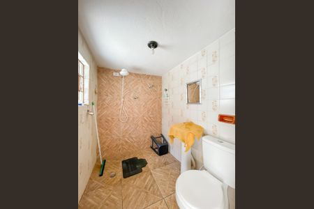 Casa à venda com 245m², 4 quartos e 6 vagasBanheiro de serviço