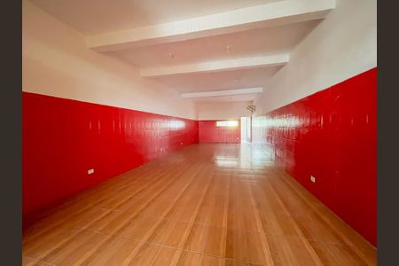 Casa à venda com 245m², 4 quartos e 6 vagasGaragem