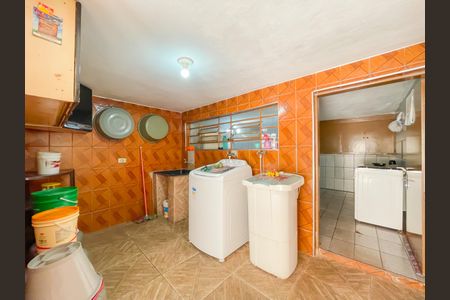 Casa à venda com 245m², 4 quartos e 6 vagasÁrea de Serviço