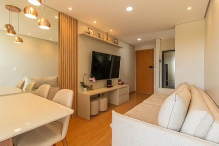 Sala de apartamento para alugar com 2 quartos, 48m² em Uberaba, Curitiba