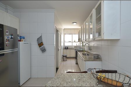Apartamento à venda com 204m², 4 quartos e 3 vagasCozinha