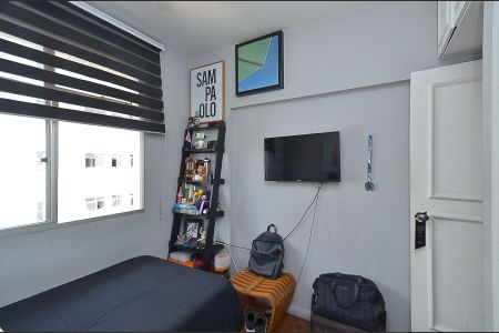 Apartamento à venda com 204m², 4 quartos e 3 vagasQuarto 2