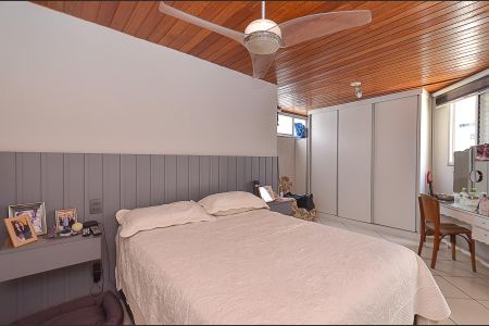 Apartamento à venda com 204m², 4 quartos e 3 vagasSuíte 2