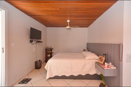 Apartamento à venda com 204m², 4 quartos e 3 vagasSuíte 2