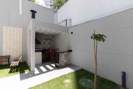 Apartamento para alugar com 35m², 2 quartos e sem vaga Apartamento para alugar com 35m², 2 quartos e sem vagaChurrasqueira