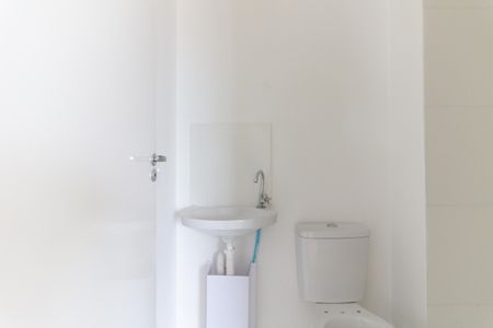 Apartamento para alugar com 35m², 2 quartos e sem vaga Apartamento para alugar com 35m², 2 quartos e sem vagaBanheiro