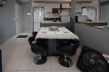 Apartamento à venda com 76m², 3 quartos e 2 vagas Apartamento à venda com 76m², 3 quartos e 2 vagasSala de Jantar