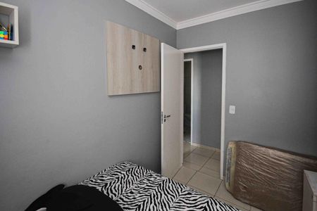 Apartamento à venda com 76m², 3 quartos e 2 vagas Apartamento à venda com 76m², 3 quartos e 2 vagasQuarto 02