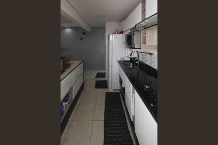 Apartamento à venda com 76m², 3 quartos e 2 vagas Apartamento à venda com 76m², 3 quartos e 2 vagasCozinha