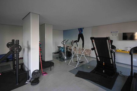 Apartamento à venda com 76m², 3 quartos e 2 vagas Apartamento à venda com 76m², 3 quartos e 2 vagasÁrea comum - Academia