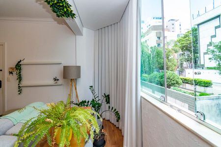 Apartamento à venda com 105m², 3 quartos e 2 vagasSala