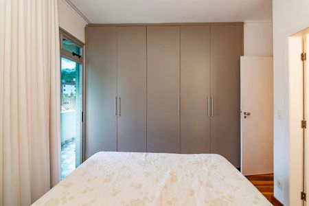 Apartamento à venda com 105m², 3 quartos e 2 vagasSuíte