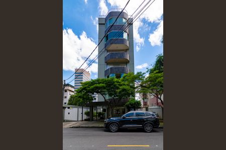 Apartamento à venda com 105m², 3 quartos e 2 vagasFachada