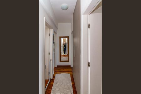 Apartamento à venda com 105m², 3 quartos e 2 vagasCorredor